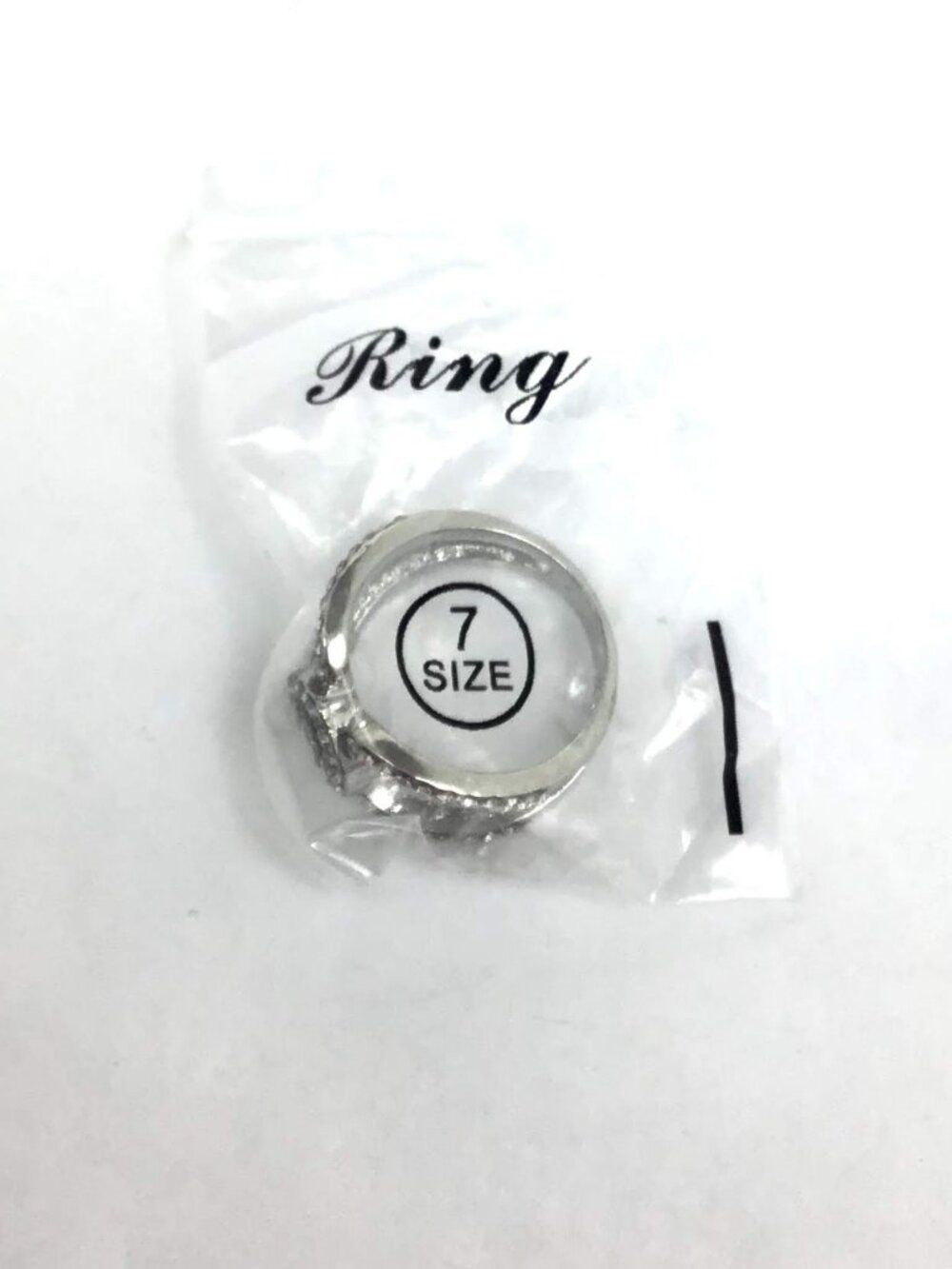 NEW Fashion Silver Crystal Heart Women's Ring Multiple Sizes 7, 8, 9 - Picture 5 of 7